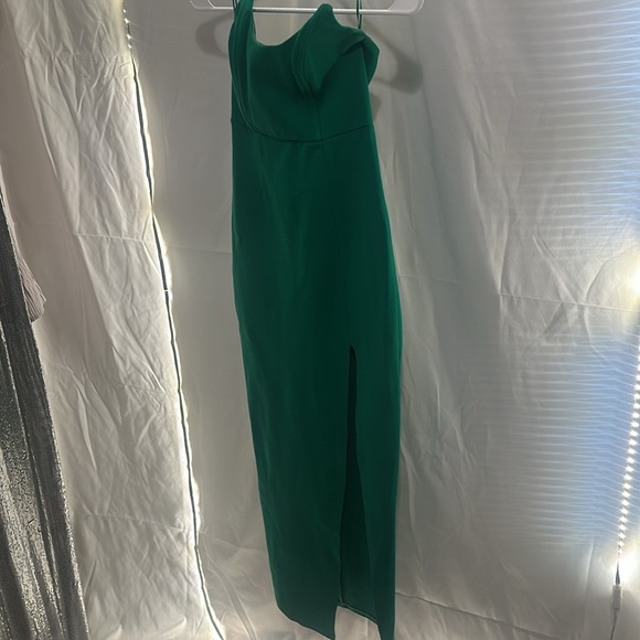 New NWT Superdown ryleigh strapless maxi dress green split hem revolve - Picture 5 of 7